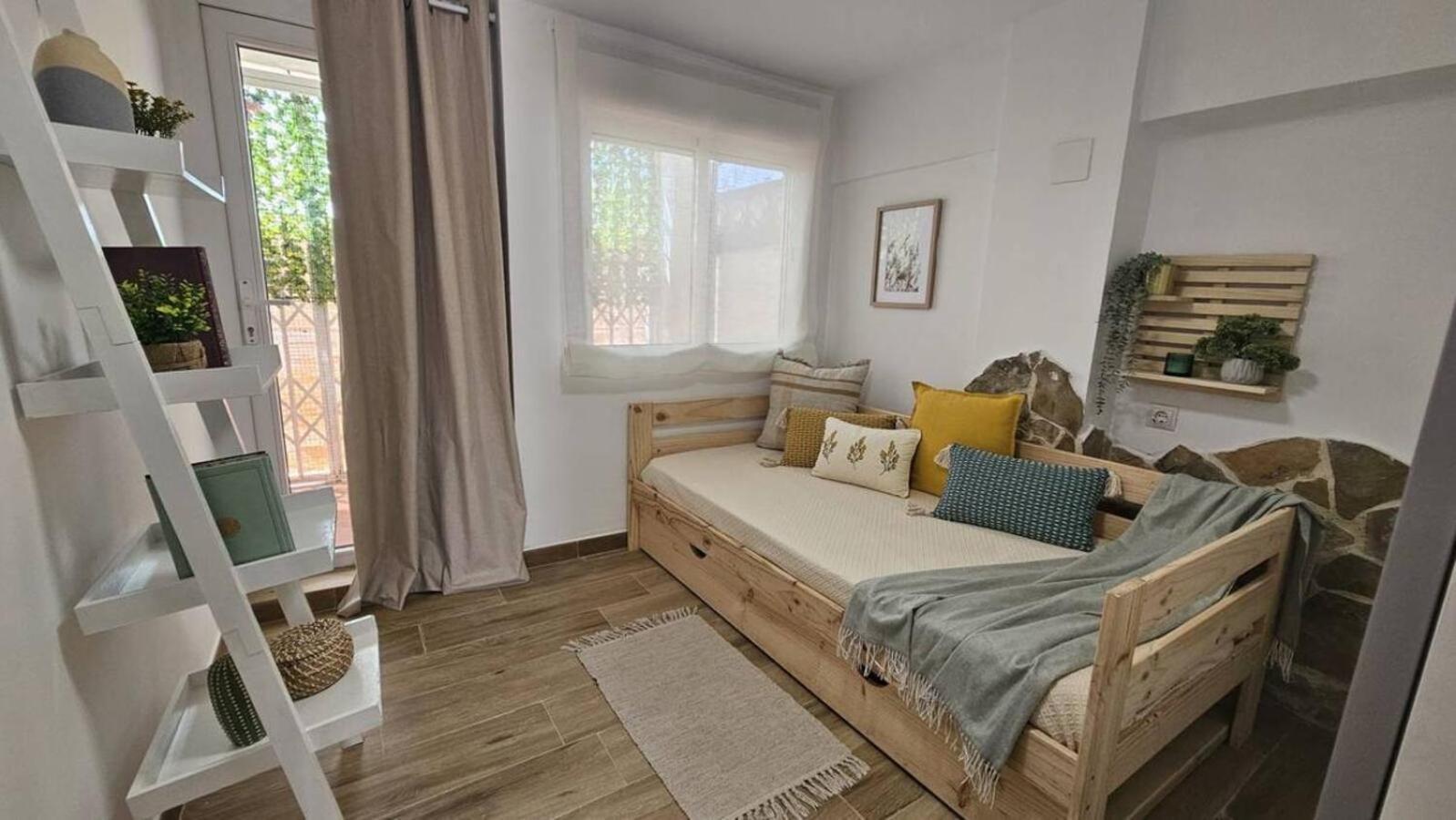 Nuevo Apartamento Moderno En Benicasim Con Terraza Y A Minutos De La Playa بينيكاسّين المظهر الخارجي الصورة